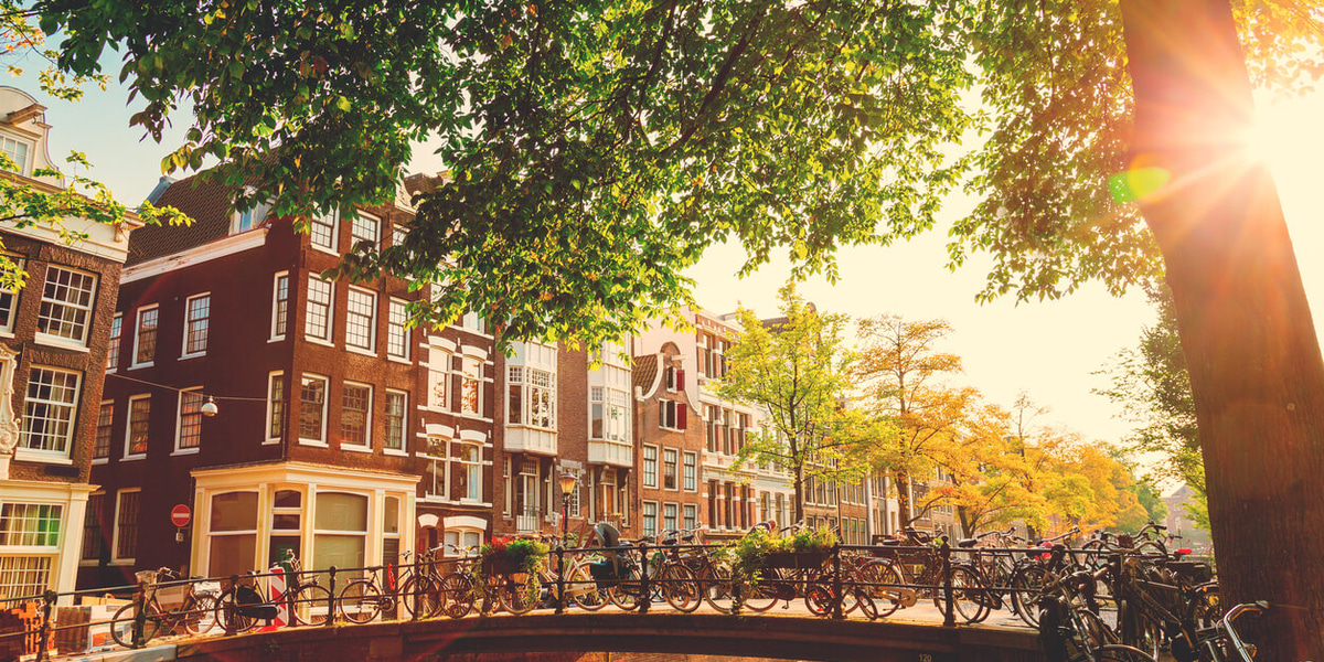Dagje Amsterdam? dit zijn de 5 gezondste lunchtentjes iStock-516165031