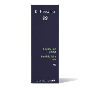 Dr Hauschka Foundation 06 walnut Dr Hauschka Foundation 06 walnut afbeelding