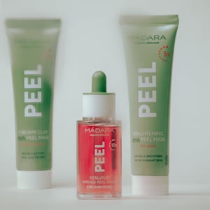 MADARA Peel Hyaluron Intense Serum afbeelding