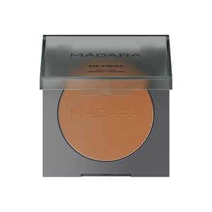 MADARA Air Equal Soft Silk Mineral Powder afbeelding