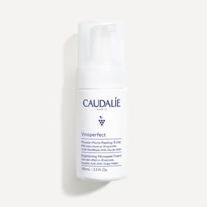 Caudalie Vinoperfect Micro-Peeling Mousse Stralende Huid Caudalie Vinoperfect Micro-Peeling Mousse Stralende Huid afbeelding