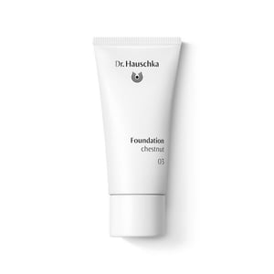 Dr Hauschka - Foundation 03 Chestnut