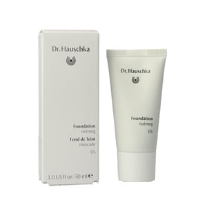 Dr Hauschka - Foundation 05 Nutmeg