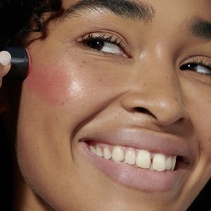 Dr Hauschka Lip to Cheek 01 Apricot afbeelding