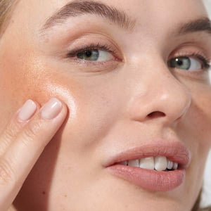 Dr Hauschka Lip to Cheek 04 Gold afbeelding