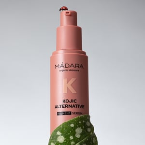 MADARA Kojic Alternative Pigment Serum MADARA Kojic Alternative Pigment Serum afbeelding