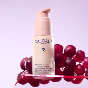 Caudalie Resveratrol-Lift Verstevigend Serum Caudalie Resveratrol-Lift Verstevigend Serum afbeelding