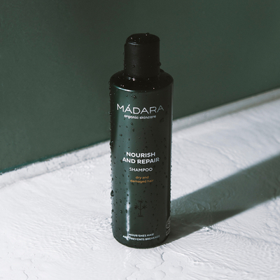 MADARA Nourish & Repair shampoo MADARA Nourish & Repair shampoo afbeelding