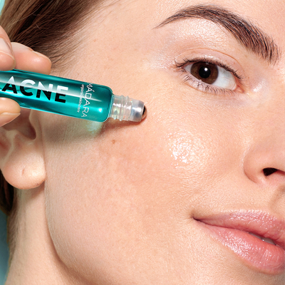 MADARA Acne Acute Spot Roll-On MADARA Acne Acute Spot Roll-On afbeelding