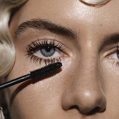 MADARA Deep Matter Bold Volume Mascara MADARA Deep Matter Bold Volume Mascara afbeelding