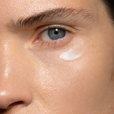 MADARA Retinol-Alternative, pflanzenbasiertes Augenserum MADARA Retinol-Alternative, pflanzenbasiertes Augenserum Abbildung