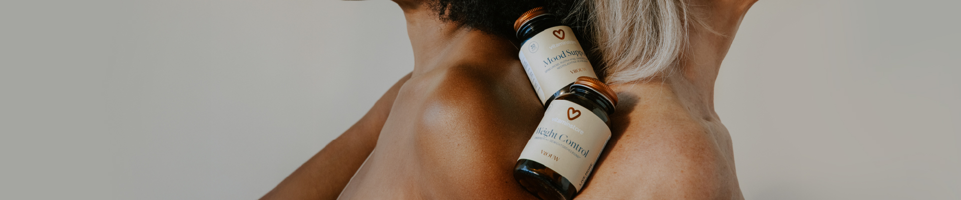 foto van vrouwen met supplementen