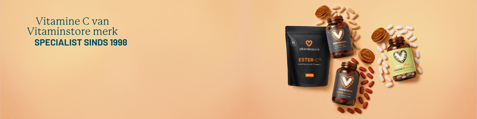 foto van een vitamine C supplement met de capsules op tafel